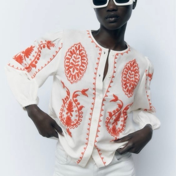 Zara Tops - Zara The Dahlia Button Up Blouse Top Floral Embroidery Size Small White Red